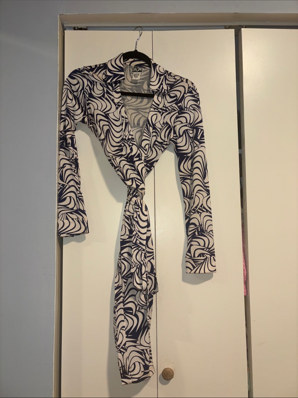 Diane Von Furstenberg Cream and Navy Abstract Wrap Dress | 6
